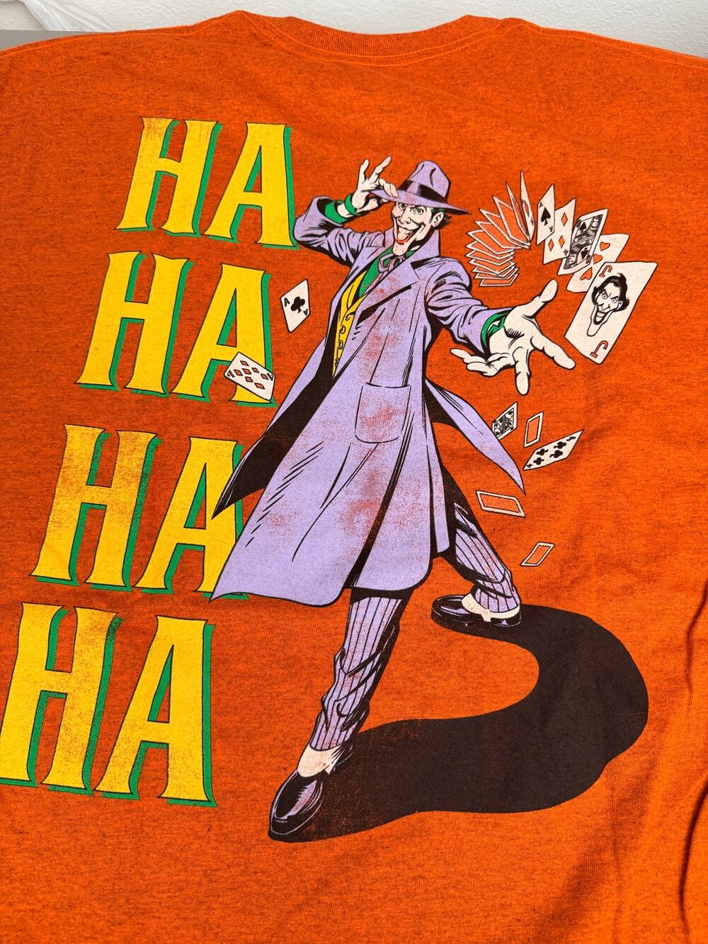 Batman NWOT The Joker Orange Graphic Tee Back Hit Men’s Large